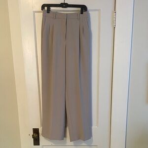 Aritzia Effortless Wider Pant - Crepette, gray size 6